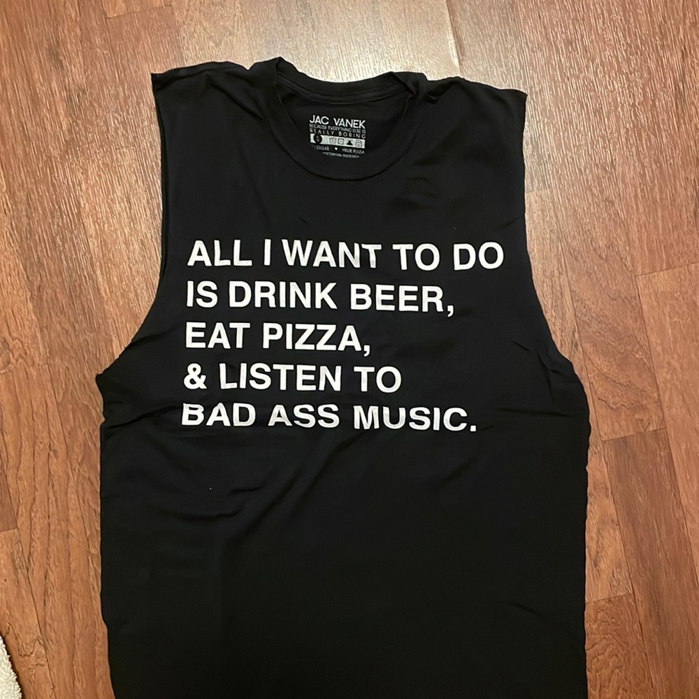 Jac Vanek muscle tee